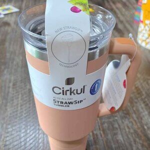 Cirkul Strawsip 40oz Tumbler